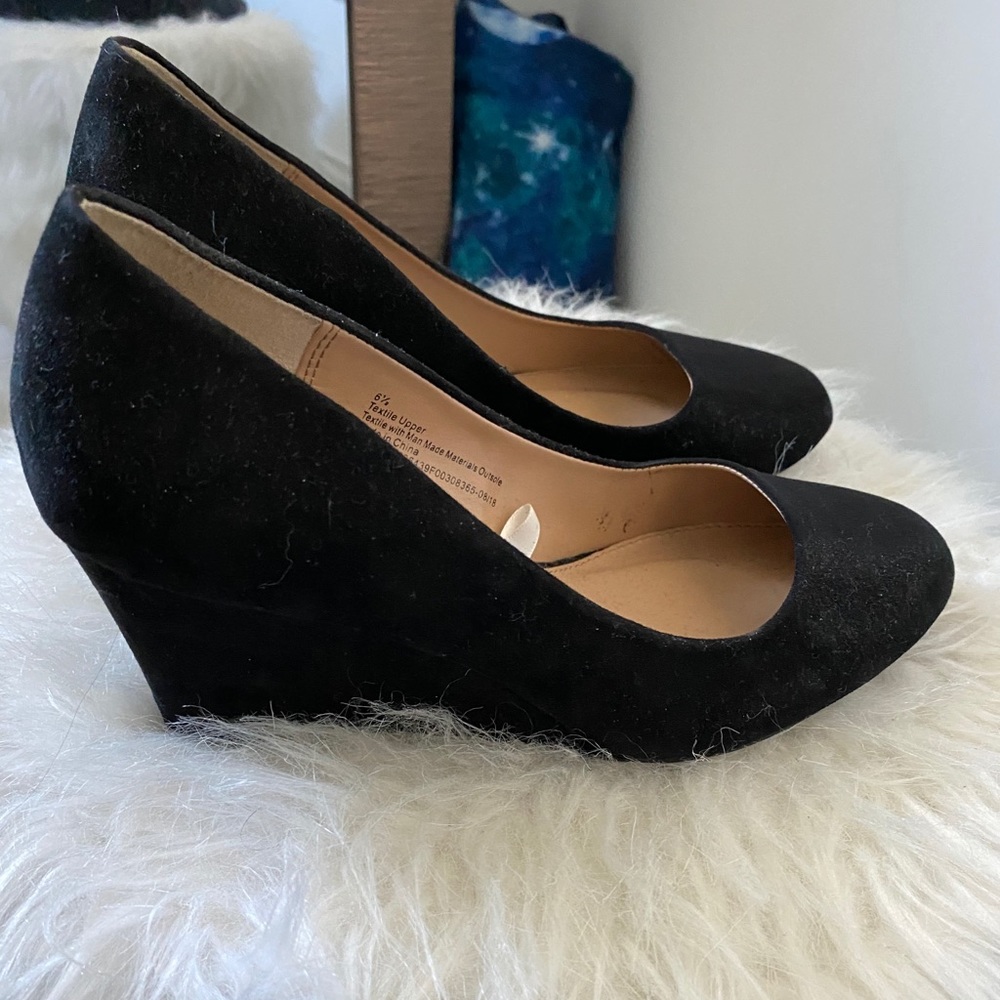 Wedge heels